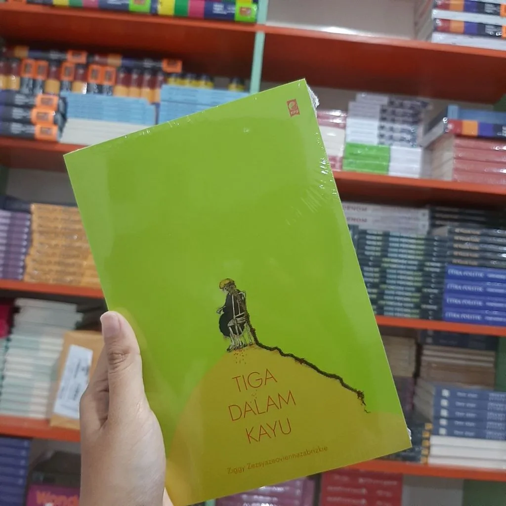 Tiga Dalam Kayu - Ziggy Zezsyazeoviennazabrizkie