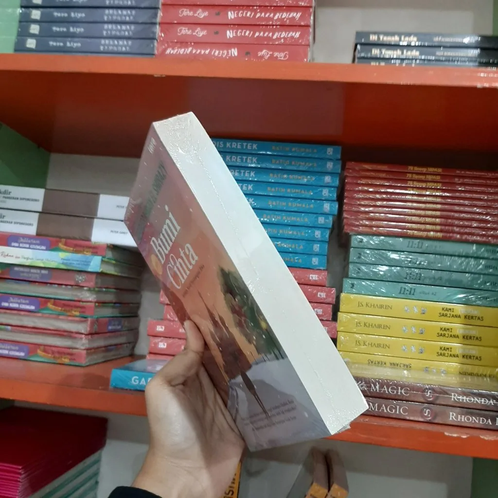 Bumi Cinta - Habiburrahman El Shirazy