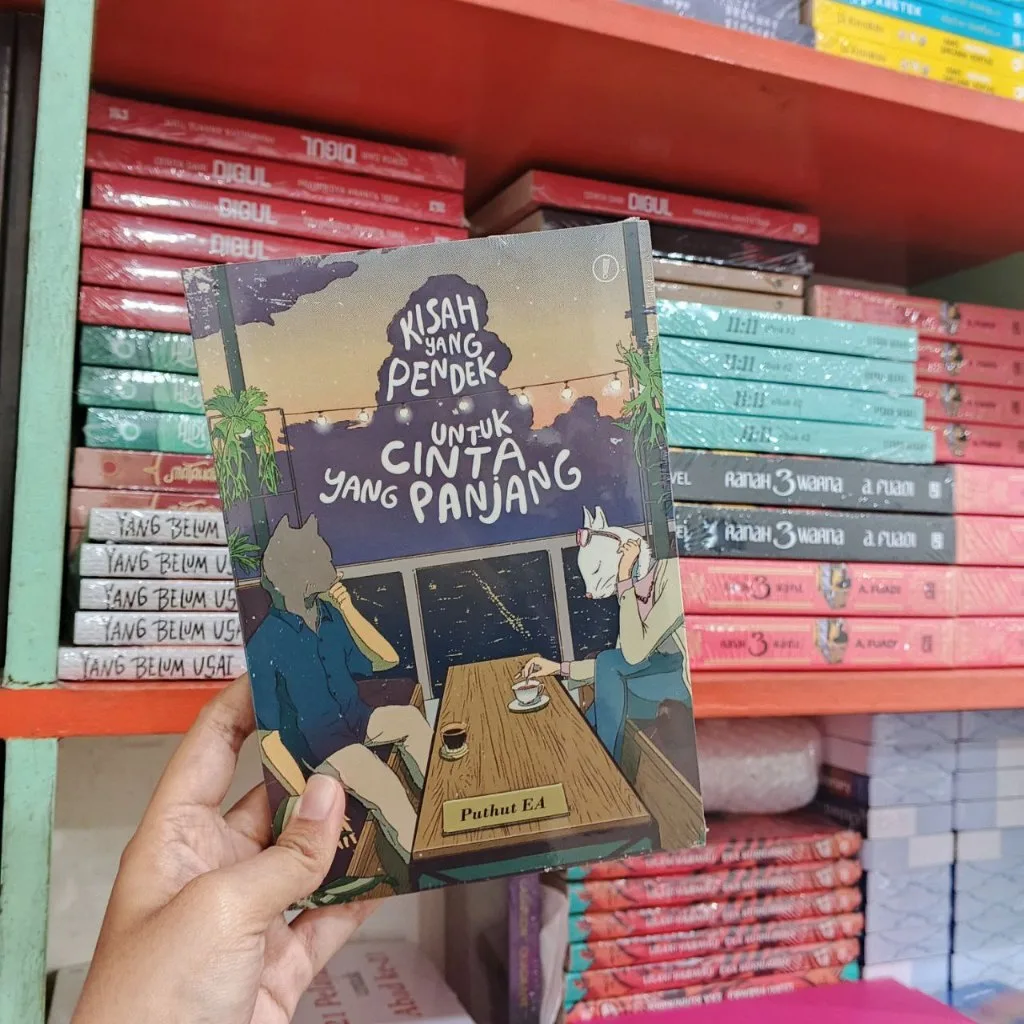 Kisah Yang Pendek Untuk Cinta Yang Panjang - Puthut EA