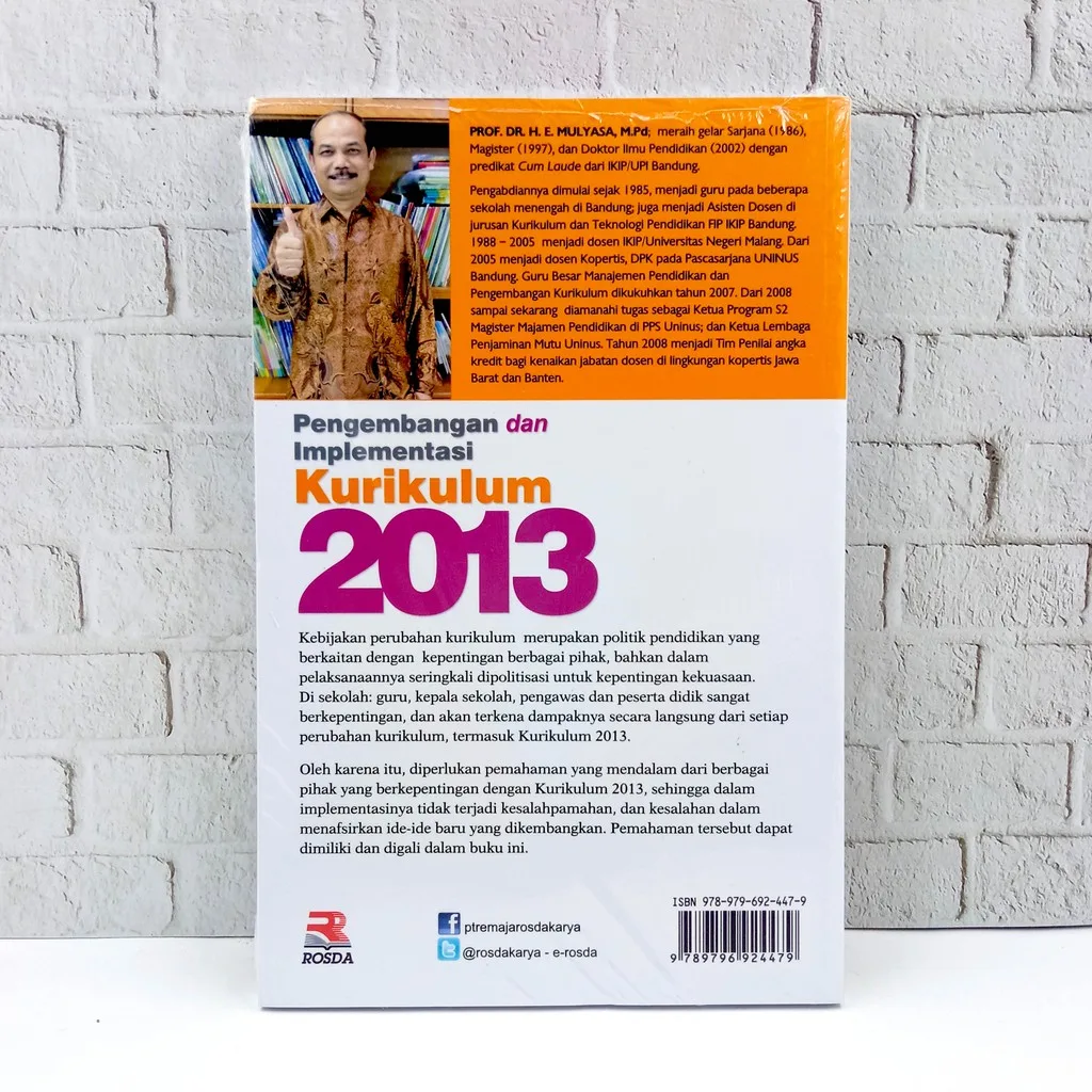 Pengembangan dan Implementasi Kurikulum 2013 - H. E. Mulyasa
