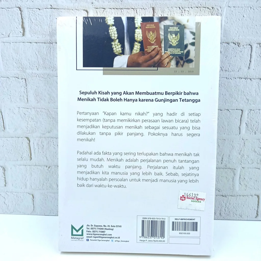 Sepotong Kisah Keluarga - Sophia Mega