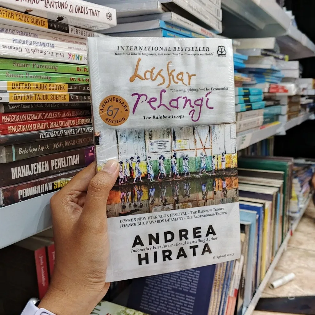 Laskar Pelangi ORIGINAL STORY - Andrea Hirata